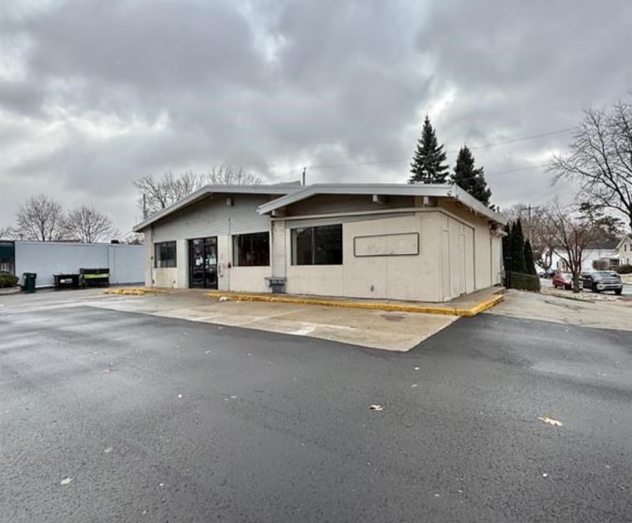 313 Madison Ave, Fort Atkinson, WI for sale Primary Photo- Image 1 of 9