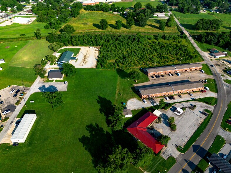 919 W Vine St, Walnut Ridge, AR à vendre - Photo du bâtiment - Image 2 de 4