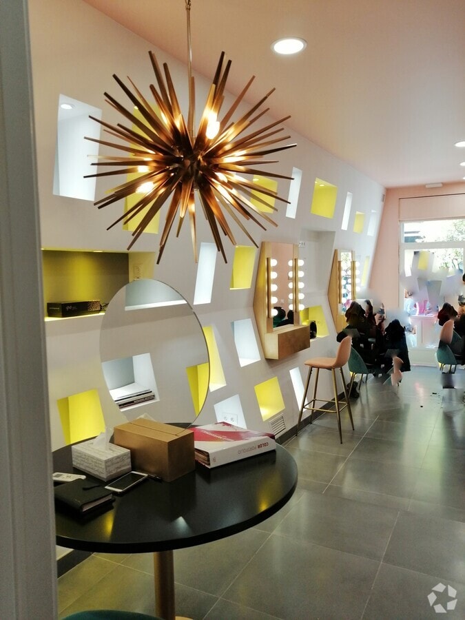 Calle de Carlos Arniches, 25, Madrid, MAD 28005 - Unit Puerta DR - - Interior Photo - Image 2 of 11