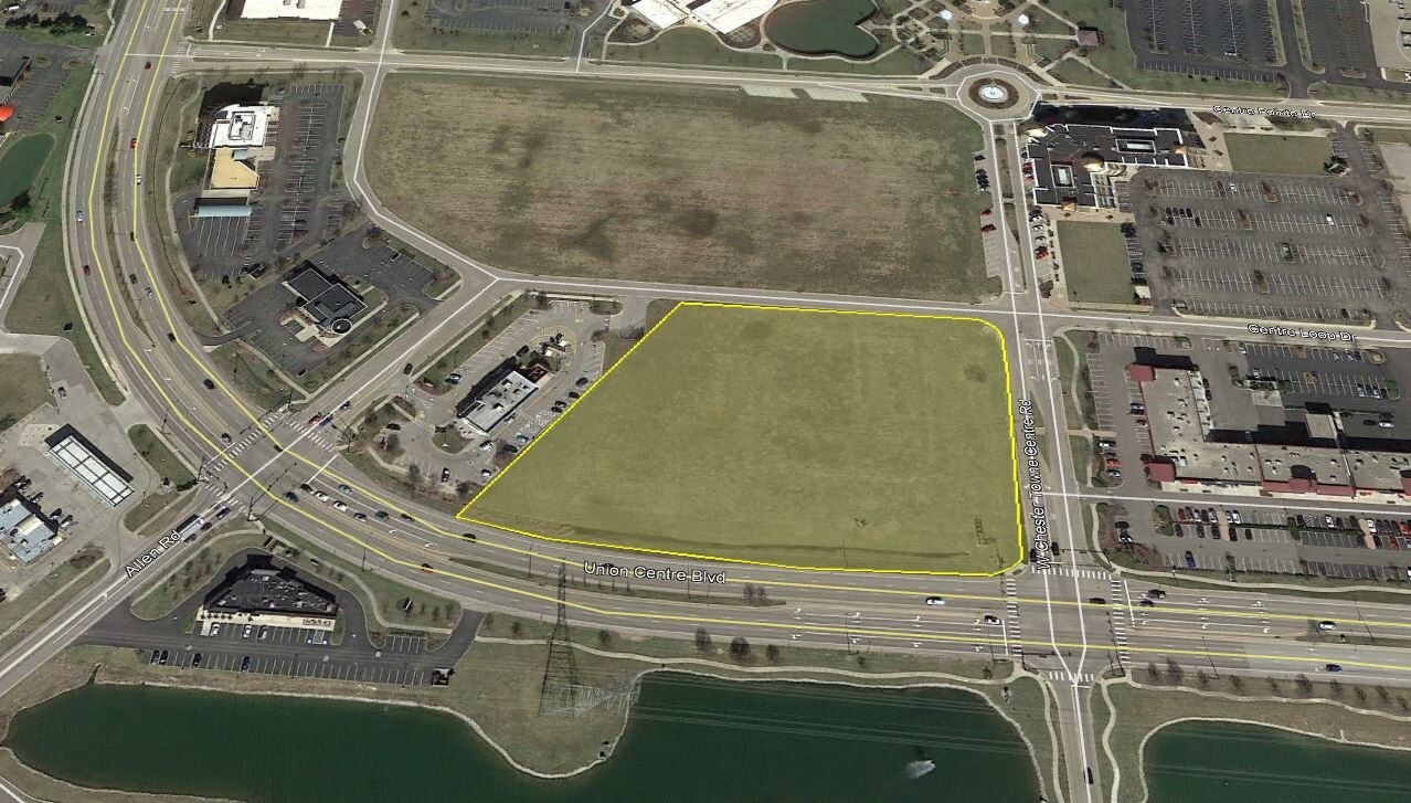 West Chester Towne Center Dr, West Chester, OH à vendre Photo du bâtiment- Image 1 de 2