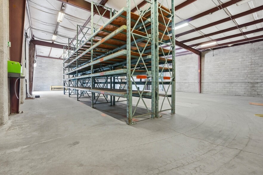 4211 Highway Ave, Jacksonville, FL à louer - Photo du bâtiment - Image 2 de 7