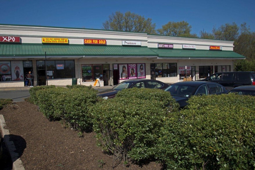 1740-1750 N Olden Avenue Ext, Ewing, NJ à louer - Photo du bâtiment - Image 2 de 5