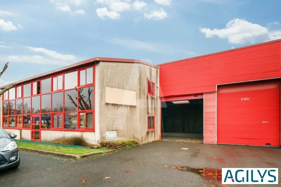 Flex dans Bondoufle à louer Photo du bâtiment- Image 1 de 6