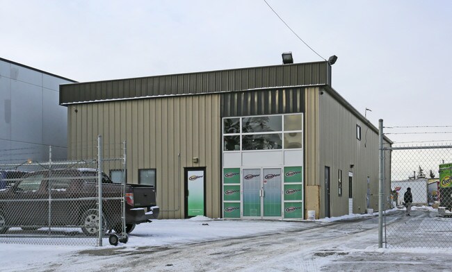 More details for 4805 32nd St SE, Calgary, AB - Industrial for Lease