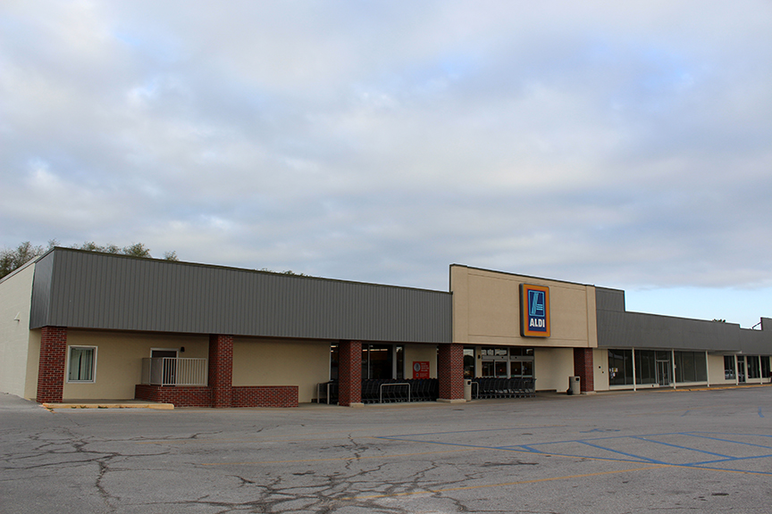 2875 S Clark St, Mexico, MO for lease - Building Photo - Image 1 of 1