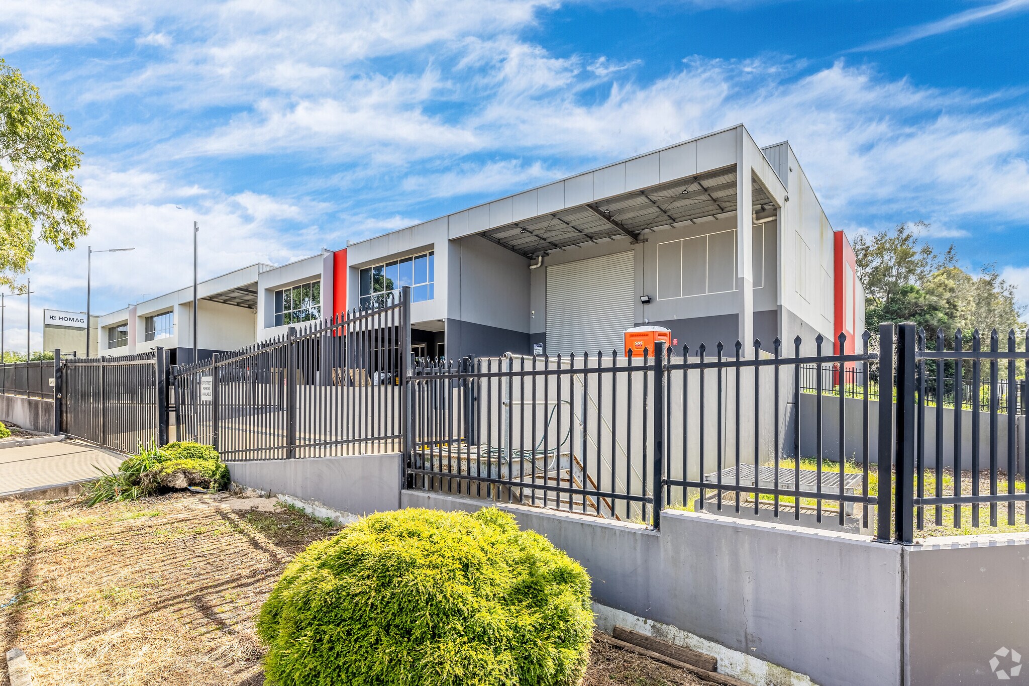 2 Tasha Pl, Kings Park for lease Primary Photo- Image 1 of 6