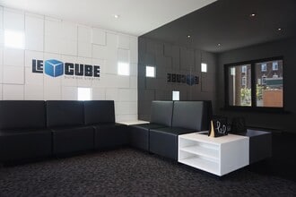 190 Rue Dorchester, Québec, QC for lease Interior Photo- Image 1 of 12