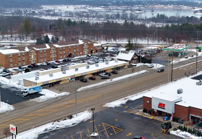 More details for 116 Peterson Rd, Libertyville, IL - Retail for Sale