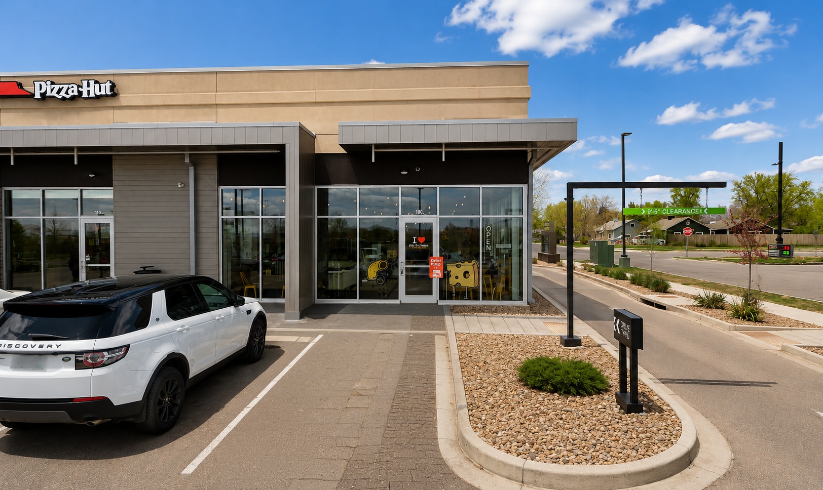 8801 E Montview Blvd, Denver, CO for lease Interior Photo- Image 1 of 2
