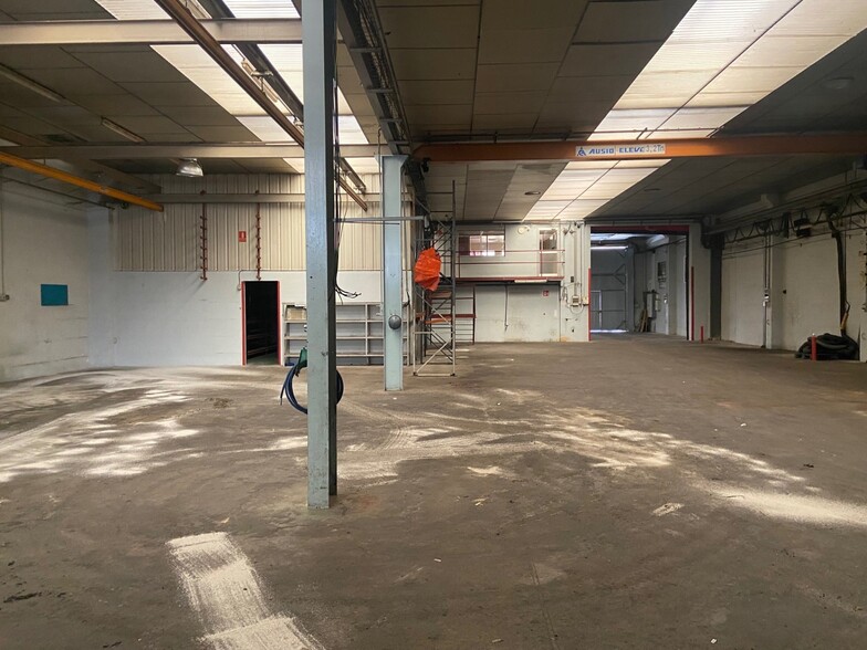 Industrial in Manresa, BAR for lease - Interior Photo - Image 3 of 12