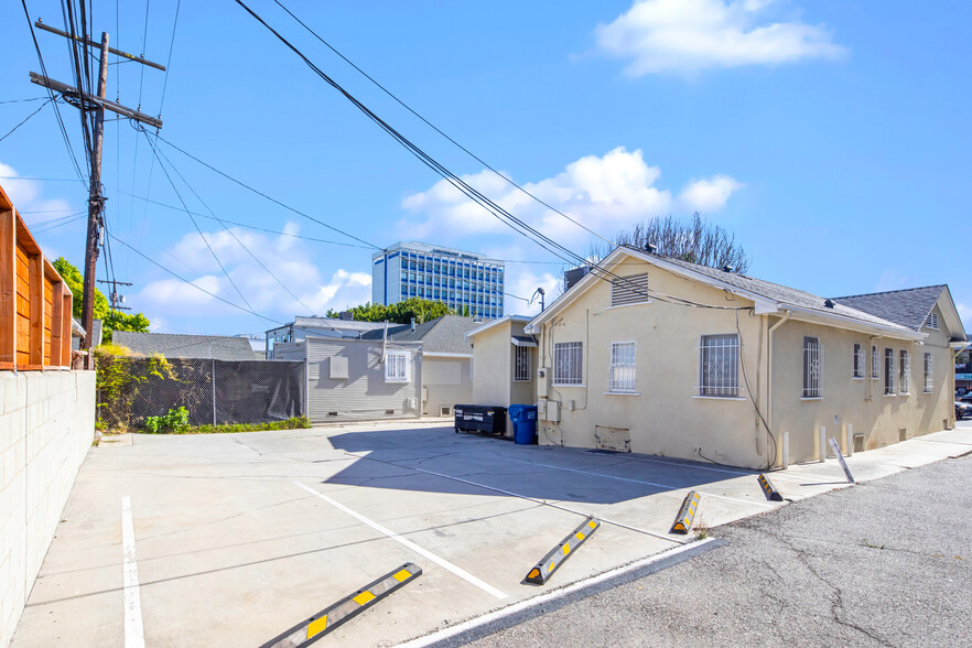 414 N Larchmont Blvd, Los Angeles, CA for lease - Building Photo - Image 3 of 3