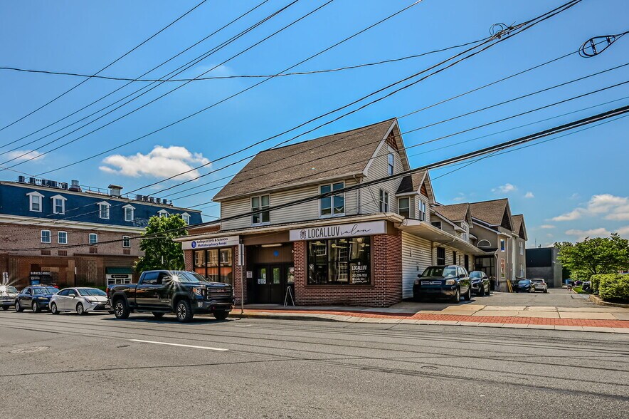 77 E Main St, Newark, DE à vendre - Photo du bâtiment - Image 2 de 55