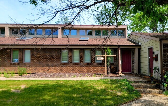 More details for 14565-14579 Grand Ave S, Burnsville, MN - Office for Sale