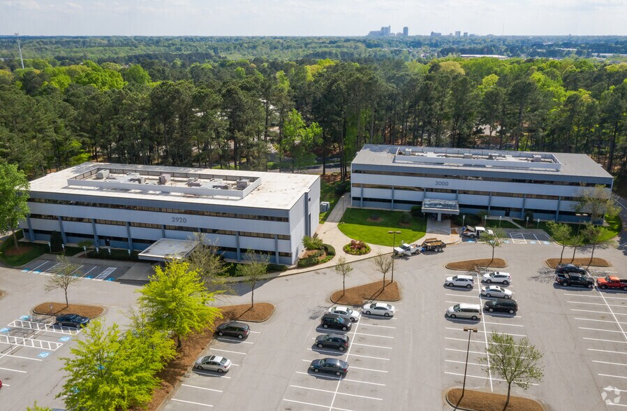 2920 Highwoods Blvd, Raleigh, NC à louer - Aérien - Image 3 de 3