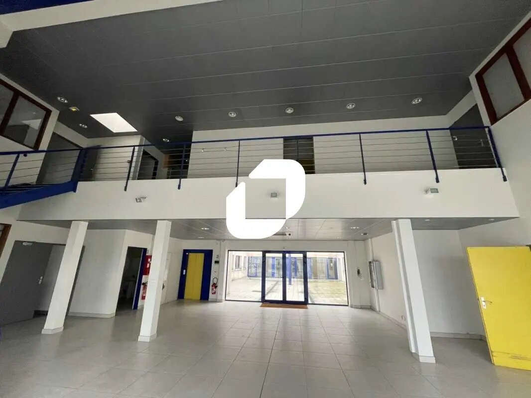 Bureau dans Morangis à louer Photo du bâtiment- Image 1 de 7