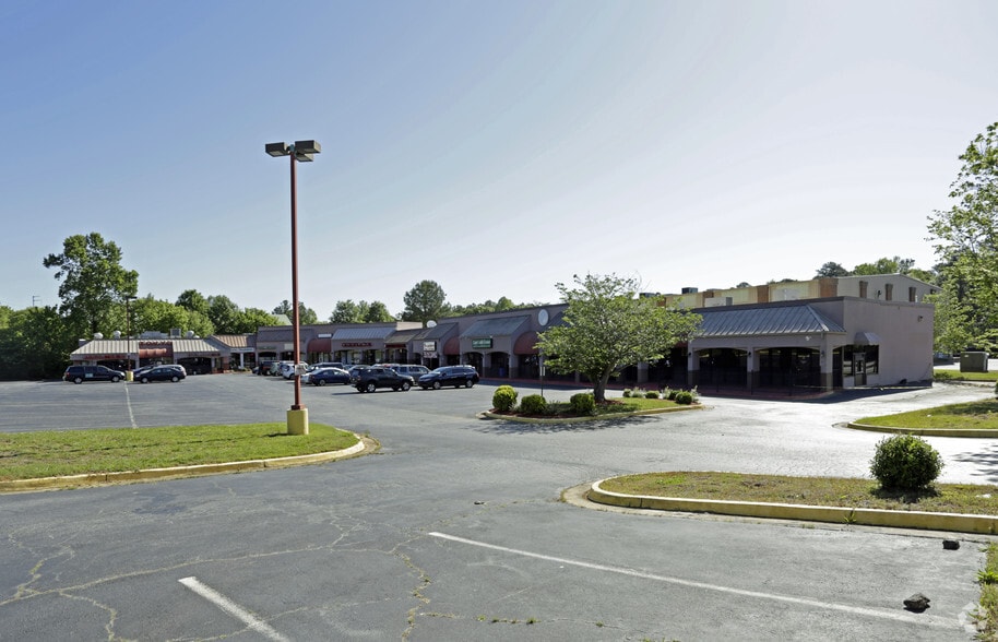 3920 Canton Rd, Marietta, GA for lease - Building Photo - Image 1 of 4