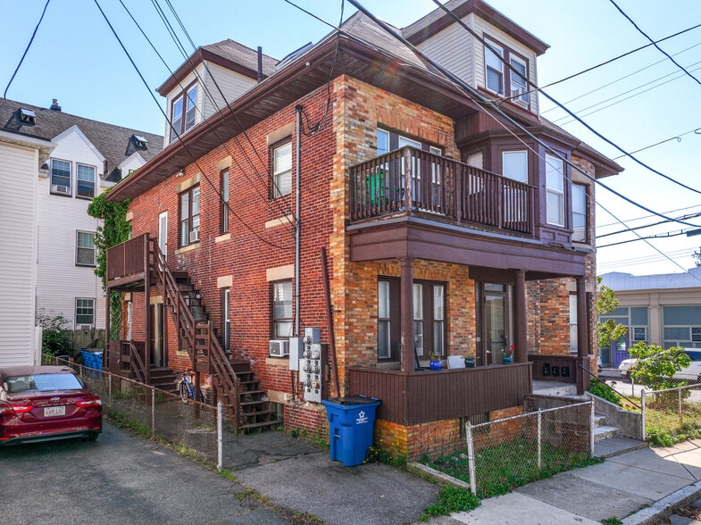 5 Waveway Ave, Winthrop, MA for sale - Building Photo - Image 2 of 17