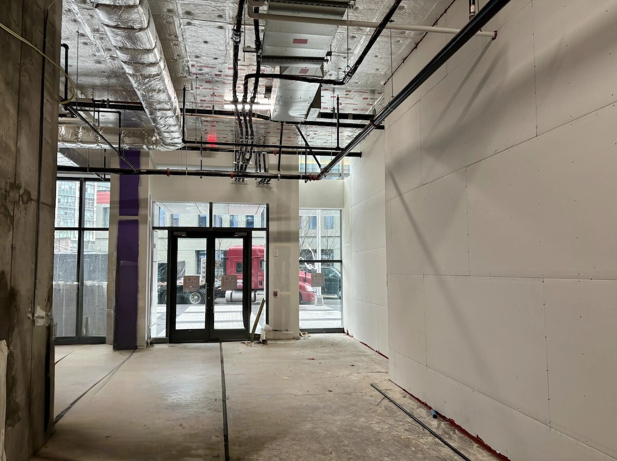 615 Pavonia Ave, Jersey City, NJ for lease Interior Photo- Image 1 of 2