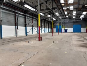 Flex in Corbeil-Essonnes for lease Interior Photo- Image 1 of 1