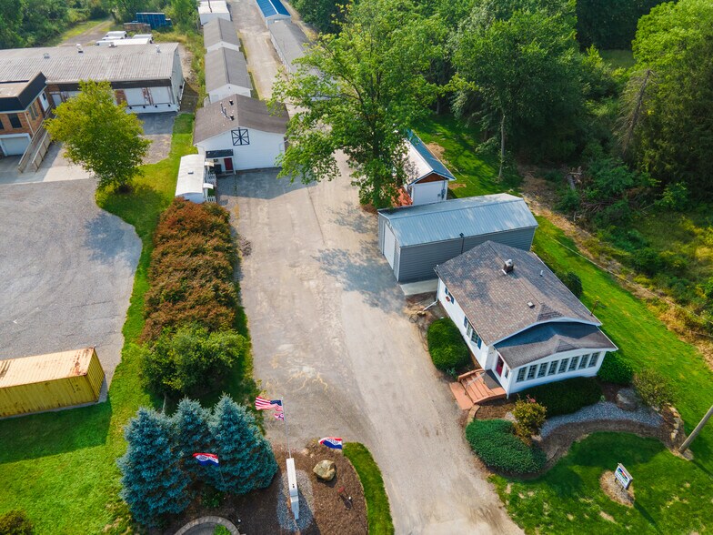 6436 Belmont Ave, Girard, OH à louer - Photo du bâtiment - Image 2 de 11