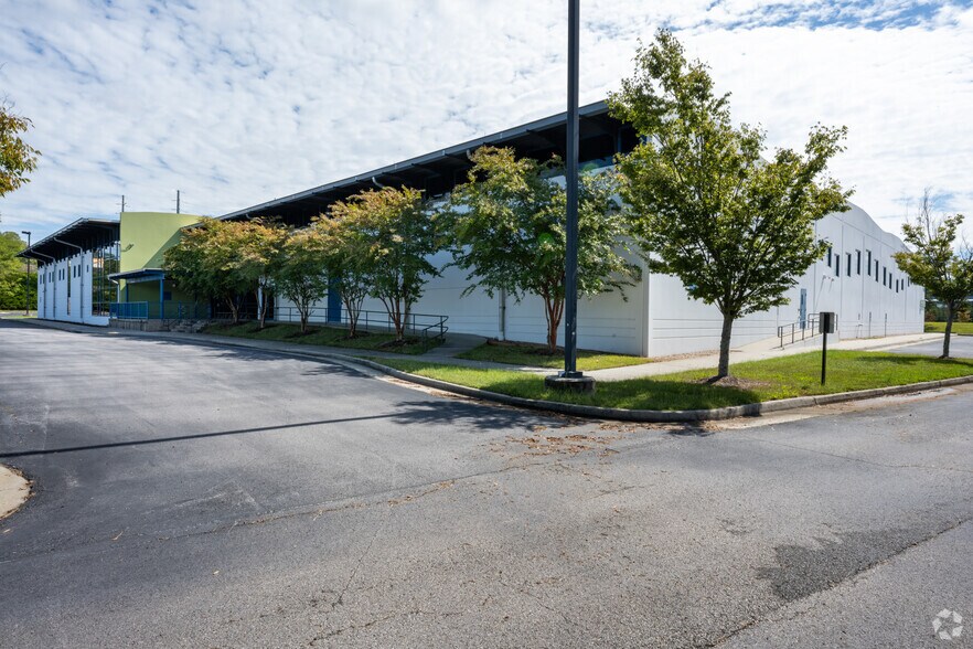 119 Cane Creek Blvd, Danville, VA à louer - Photo du bâtiment - Image 2 de 30