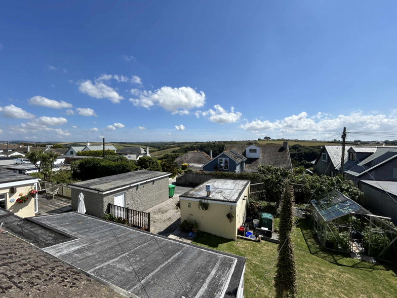 63-65 Pentire Av, Newquay à vendre - Photo du bâtiment - Image 3 de 9