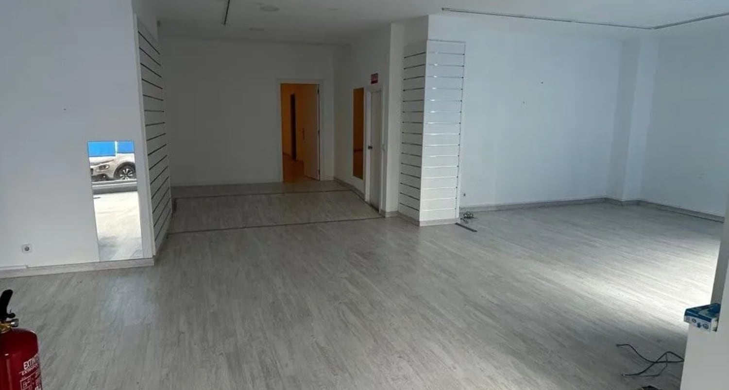 Immeuble residentiel dans Móstoles, Madrid à vendre Photo intérieure- Image 1 de 2