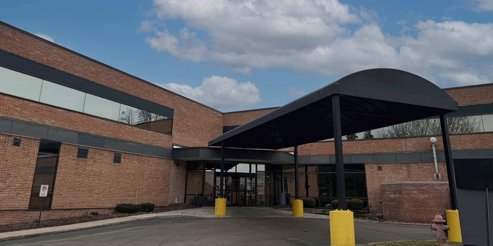 9000 Mentor Ave, Mentor, OH for sale Primary Photo- Image 1 of 9