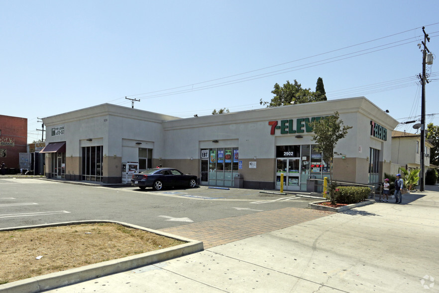 2902 E Florence Ave, Huntington Park, CA for sale - Building Photo - Image 1 of 1