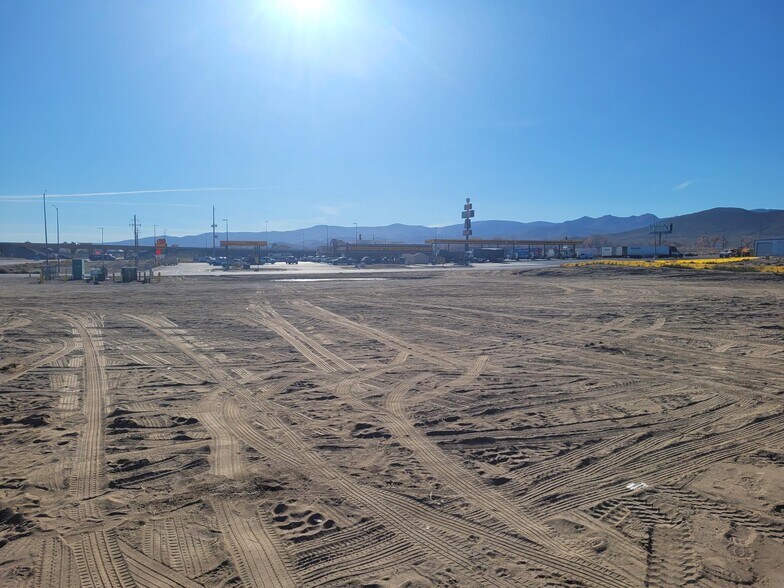 835 Commerce Center Drive, Fernley, NV à vendre - Photo du bâtiment - Image 2 de 7