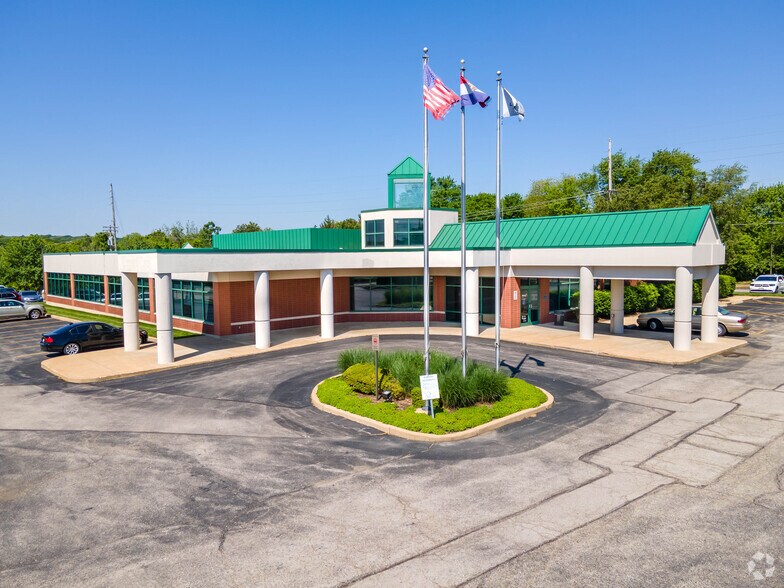 3619 Richardson Square Dr, Arnold, MO à louer - Photo principale - Image 2 de 5