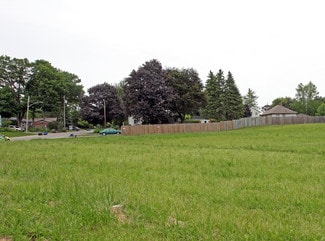 Plus de détails pour 91-99 Baldwin St, Whitby, ON - Terrain à vendre