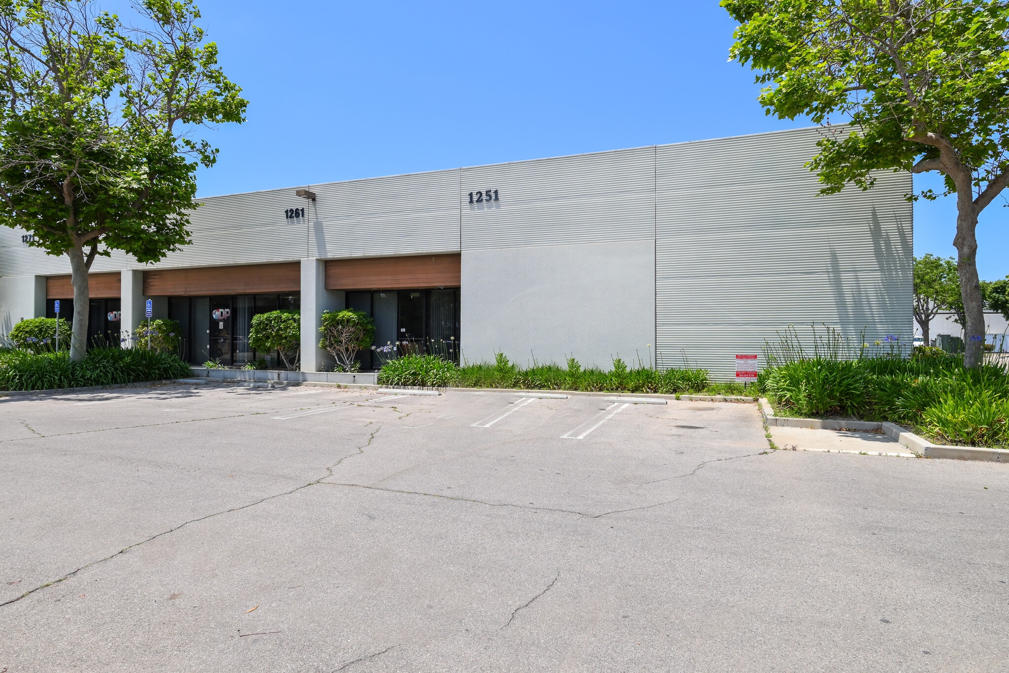 1251-1271 Vanguard Dr, Oxnard, CA for lease Interior Photo- Image 1 of 6