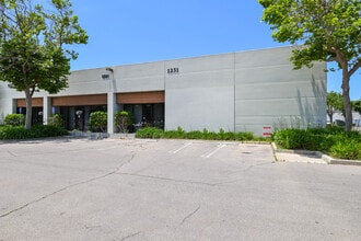 1251-1271 Vanguard Dr, Oxnard, CA for lease Interior Photo- Image 1 of 6