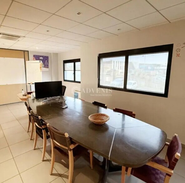 Industrial in Fleurieux-sur-l'Arbresle for sale - Interior Photo - Image 3 of 5