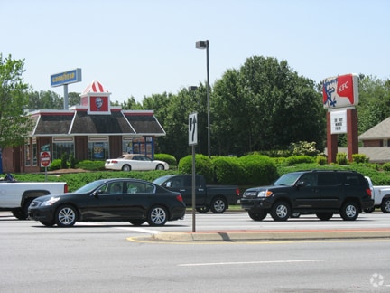 9980 Hwy 92, Woodstock, GA for lease - Building Photo - Image 2 of 13