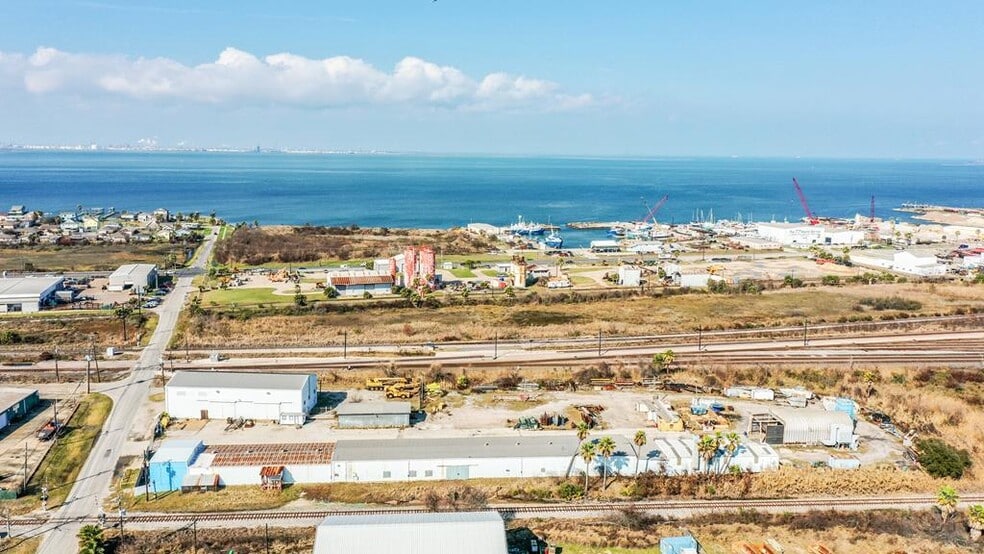 320 77th St, Galveston, TX for sale - Building Photo - Image 2 of 8