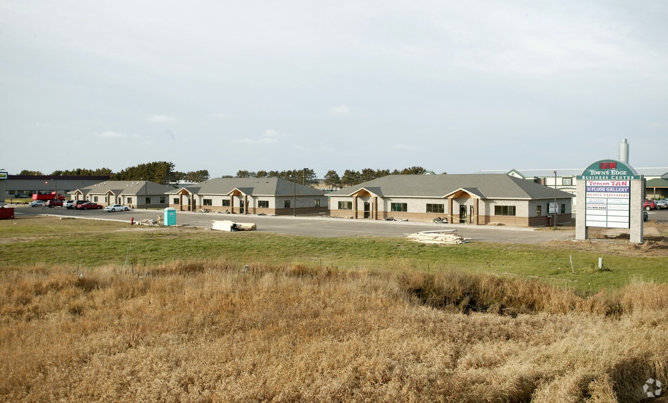 2 Enterprise Ave, Isanti, MN for sale - Building Photo - Image 3 of 5