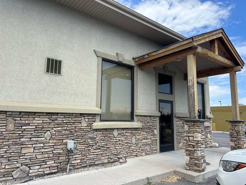750 W Quinn Rd, Pocatello, ID à louer - Photo du bâtiment - Image 3 de 37