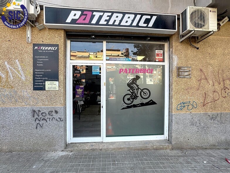 Retail in Paterna for lease - Building Photo - Image 2 of 22