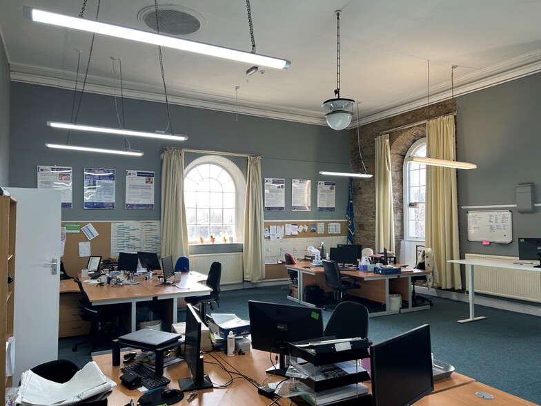 Market St, Cockermouth for lease - Interior Photo - Image 2 of 8