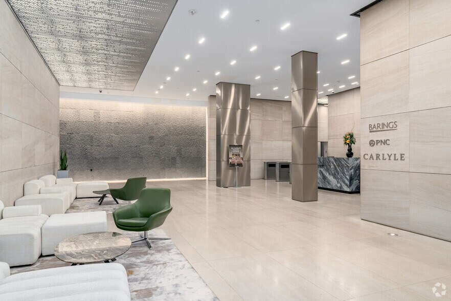 340 Madison Ave, New York, NY à louer - Hall d’entrée - Image 3 de 22