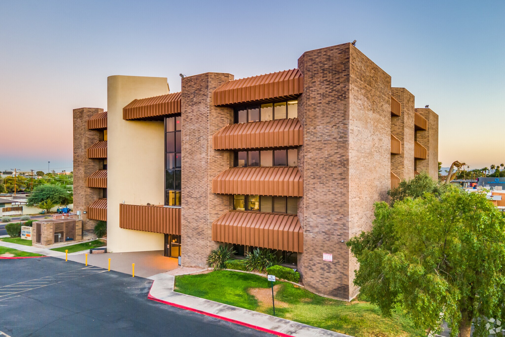 5040 N 15th Ave, Phoenix, AZ à louer Photo principale- Image 1 de 35