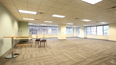 10 W Broad St, Columbus, OH for lease Interior Photo- Image 1 of 12