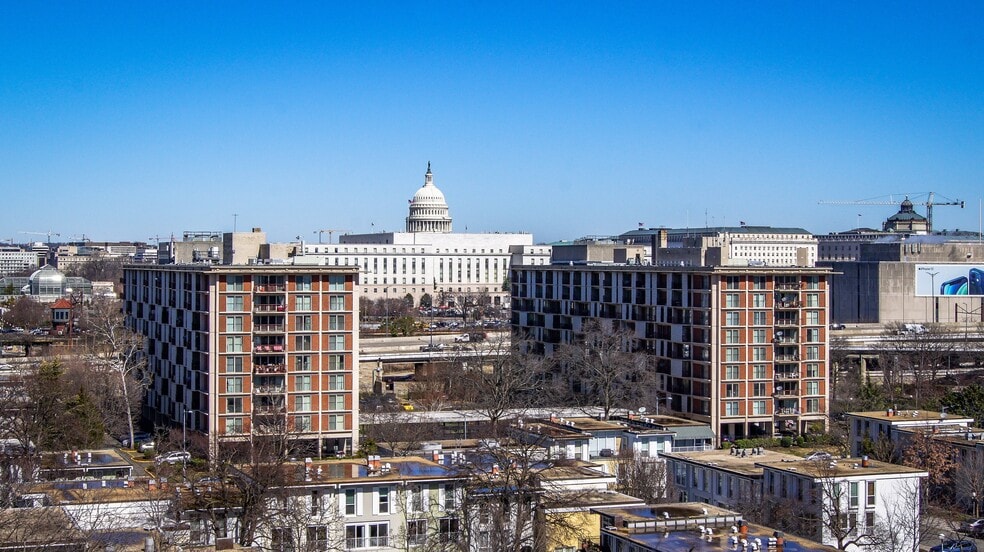 101-103 G St SW, Washington, DC à vendre - Photo du bâtiment - Image 1 de 69