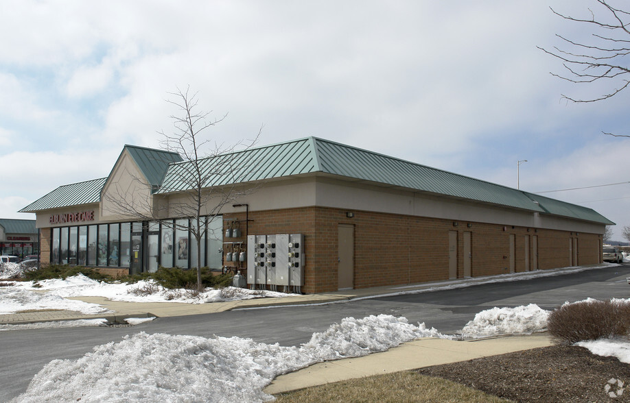 108 Valley Dr, Elburn, IL for lease - Building Photo - Image 2 of 31