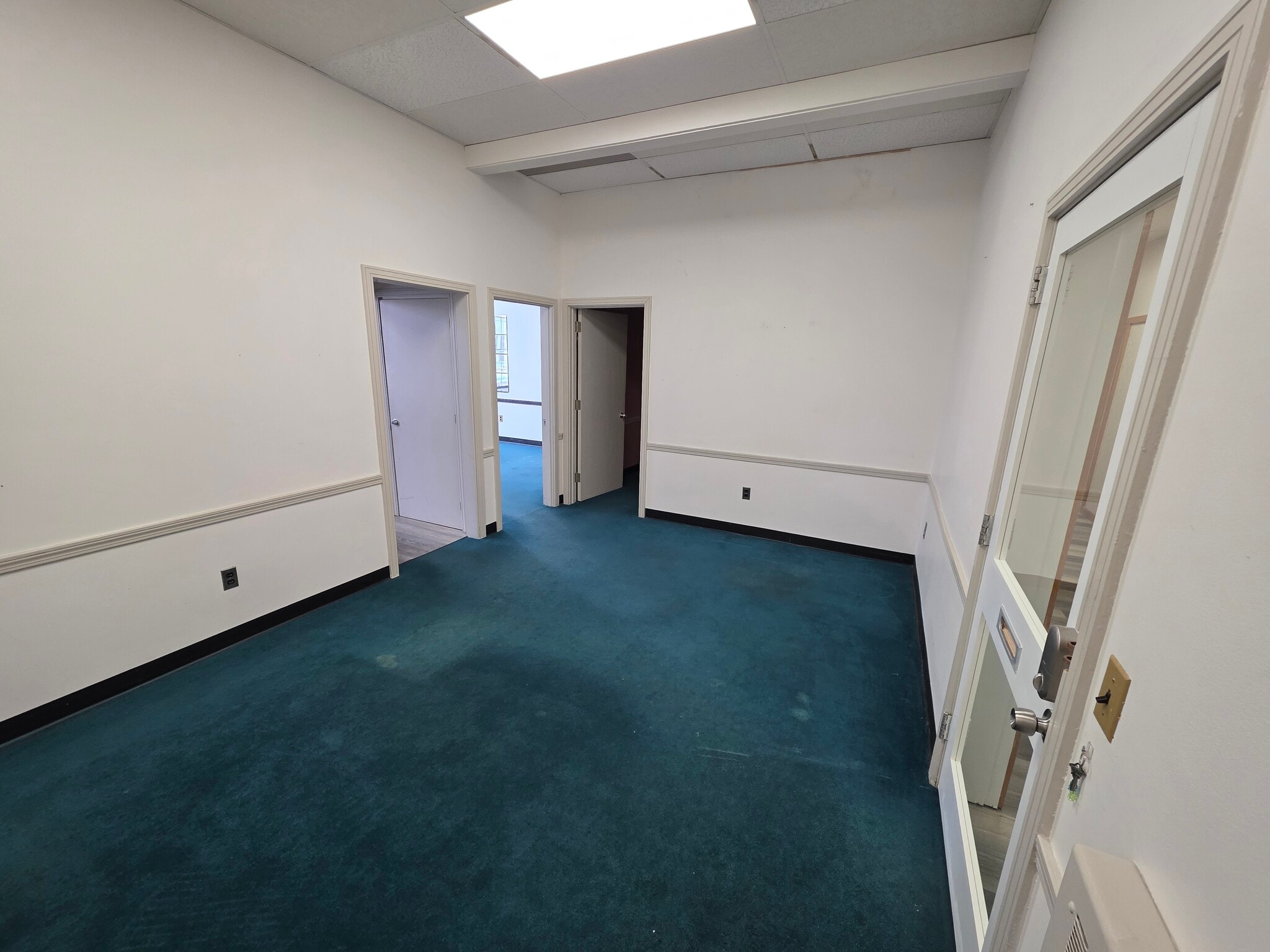 127-137 Main St, Nashua, NH à louer Photo intérieure- Image 1 de 12