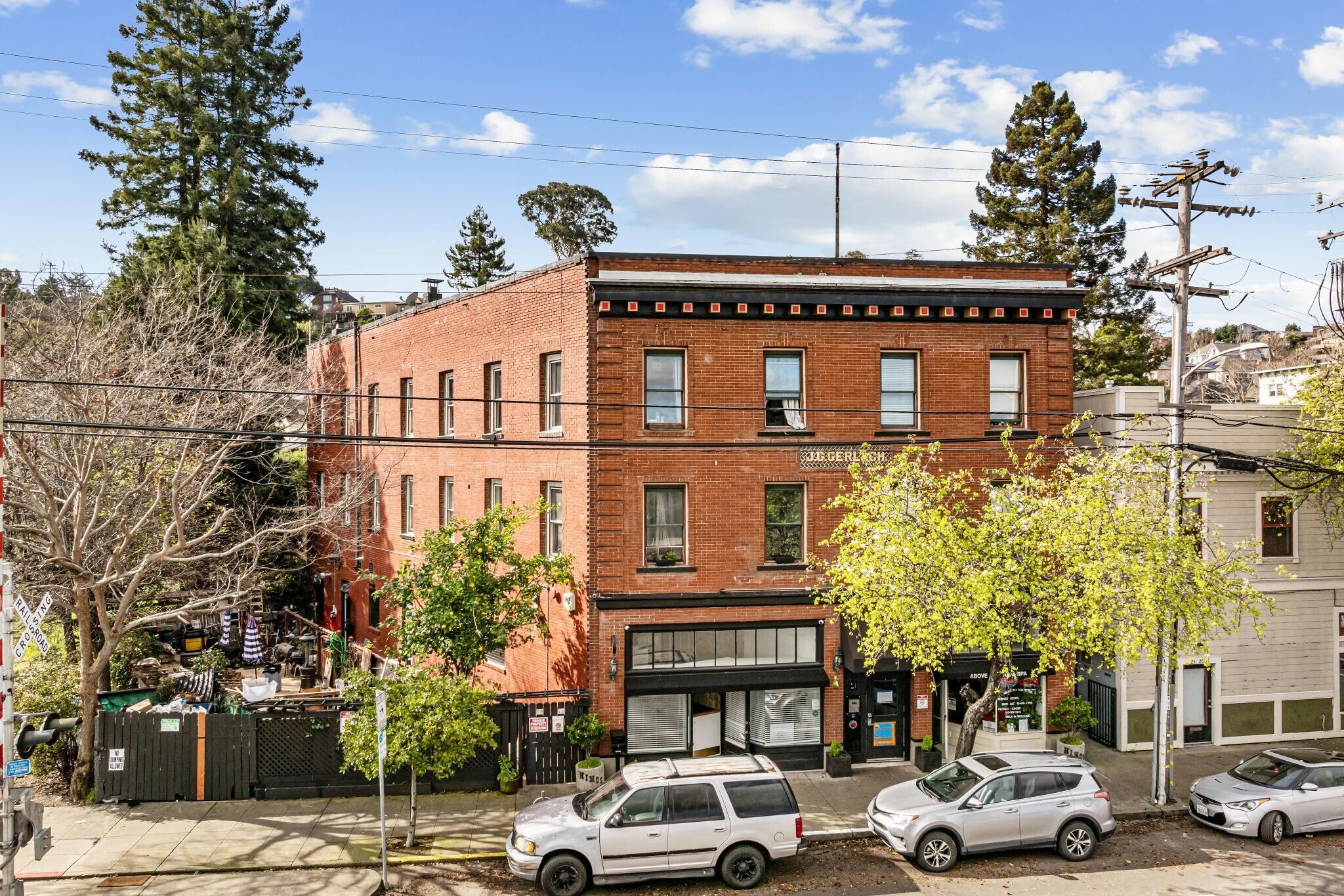 1-5 W Richmond Ave, Richmond, CA à vendre Photo du bâtiment- Image 1 de 1