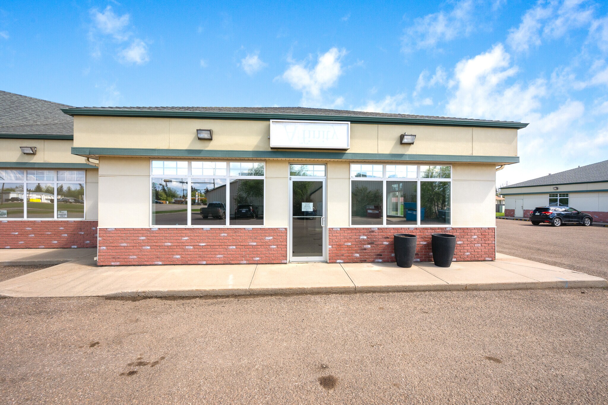 2805 50 Ave, Lloydminster, SK for sale Building Photo- Image 1 of 1