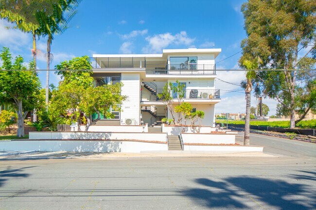 Plus de détails pour 2699 E 20th St, Signal Hill, CA - Multi-résidentiel à vendre